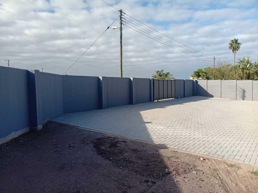 2 Bedroom Property for Sale in Gonubie Eastern Cape